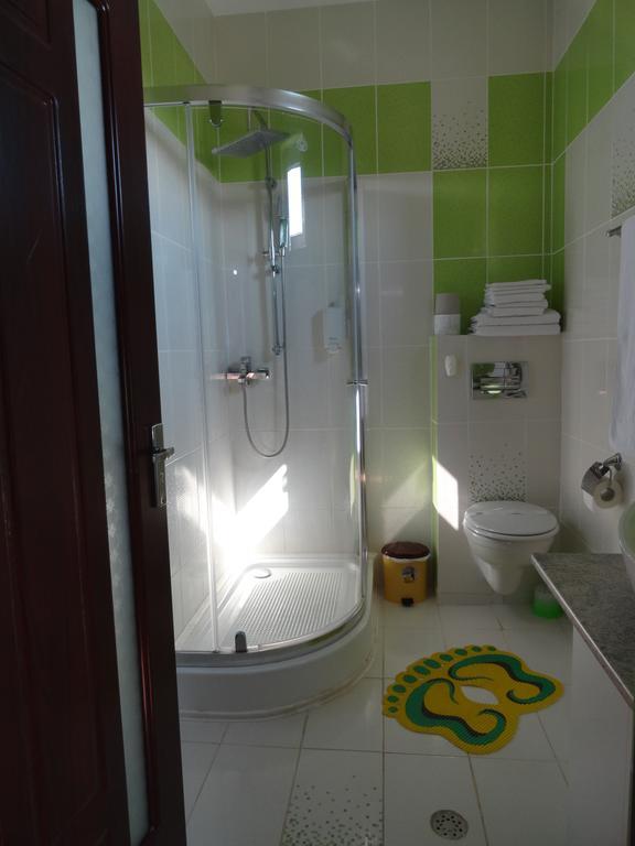 Carmen Studio Otopeni Luaran gambar
